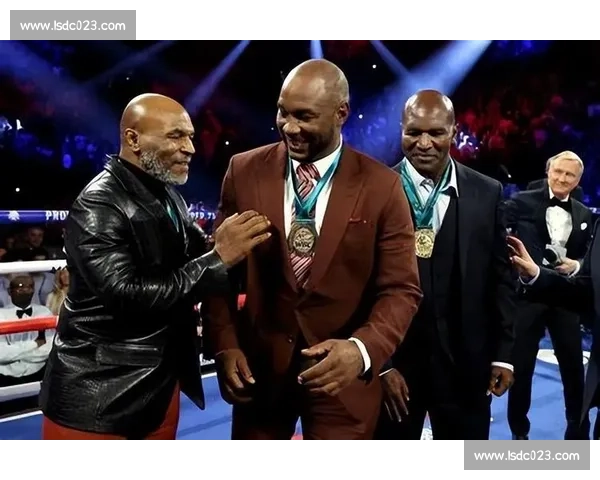 大克里琴科对阵泰森巅峰对决视频解析与历史回顾力量速度风格全面对比