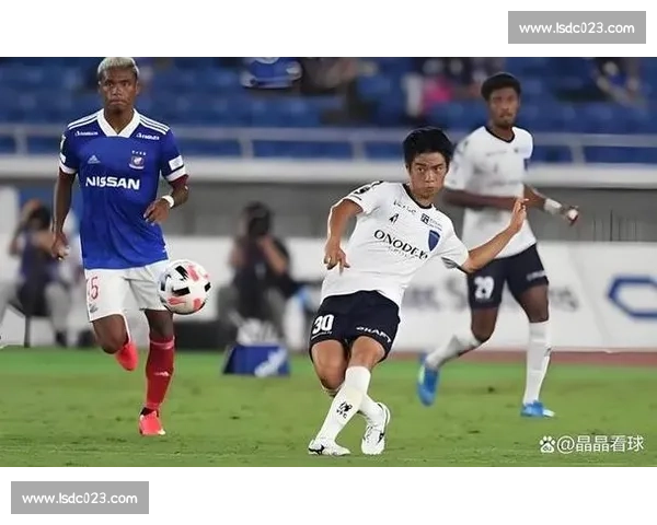 福冈黄蜂主场迎战冈山绿雉焦点对决前瞻与走势解析赛季关键战术博弈看点