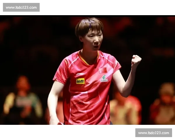 郑洁对决彭帅的巅峰较量中国金花内战引爆赛场风云再起全场瞩目