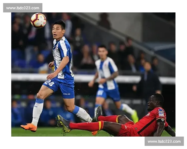 西班牙人迎战狼队欧战焦点对决悬念拉满看点十足实力碰撞夜来临时